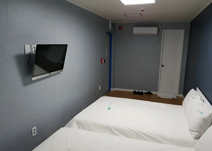 Affittacamere Roadhouse Hongdae Shinchon 3*